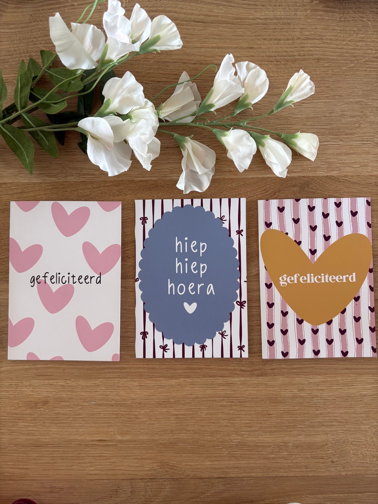 Verjaardagskaart Gefeliciteerd roze hartjes gevouwen